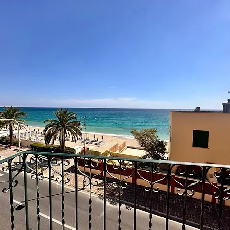 Casa Panorama - Spazioso Trilocale Con Balcone Vista Mare Varigotti